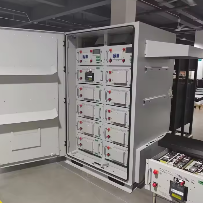Εξωτερικό ντουλάπι μπαταριών με 204-768 Volt αποθήκευση ενέργειας μπαταρία λιθίου με συνδυασμό 16S1P και βιομηχανική ψύξη αέρα